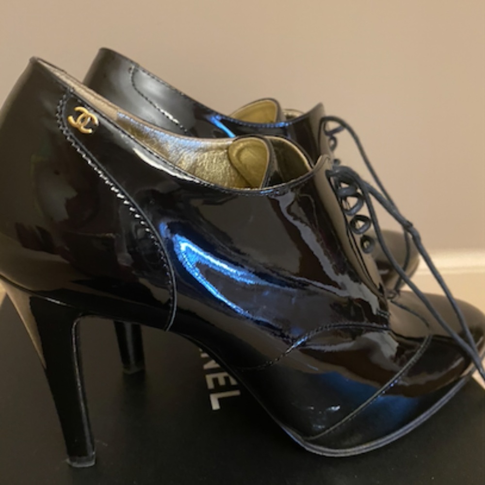 Chanel Booties Style #D G33051